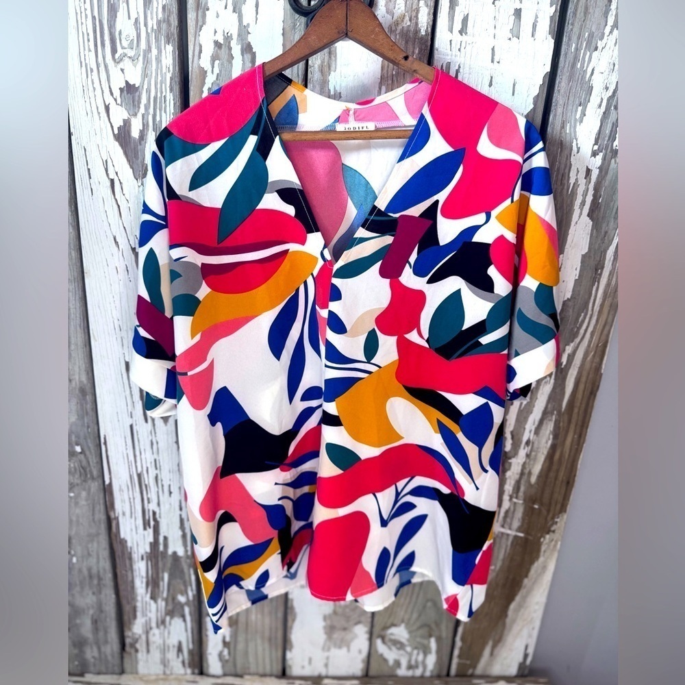 JODIFL Colorful Abstract Women's Top Size small